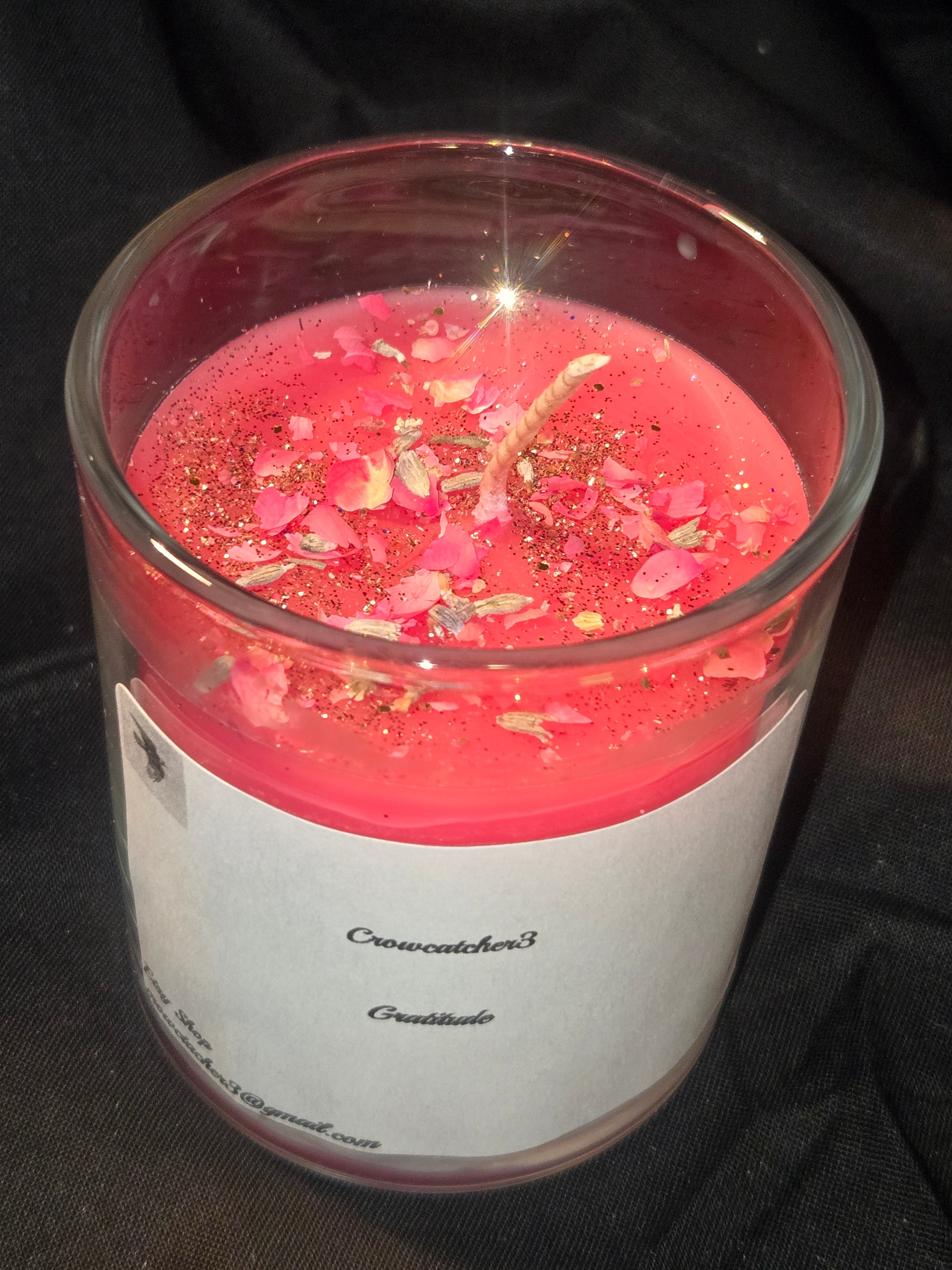 Gratitude Candle, Floral Accents